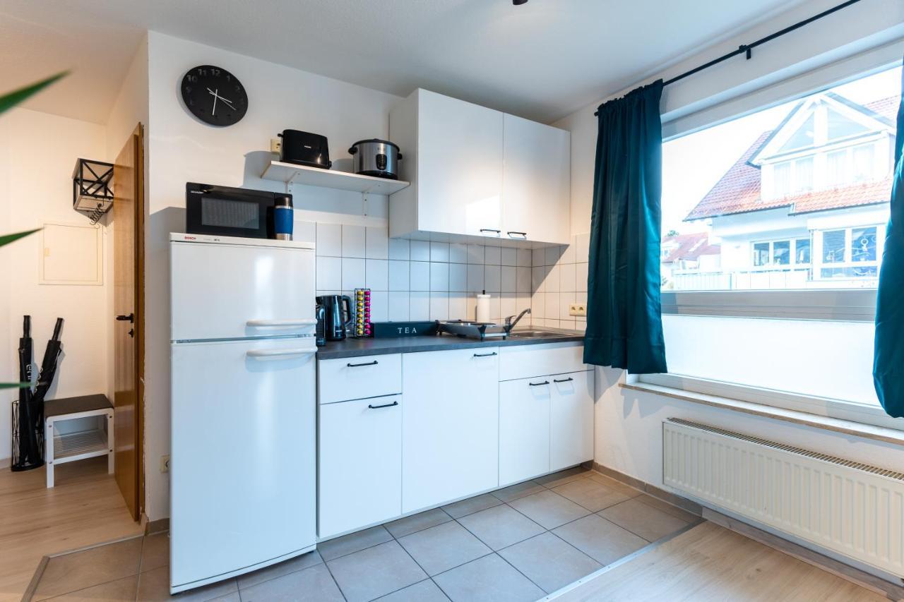 Mercedes I Stuttgart I Kitchen I Home Office I Parkplatz Boeblingen Exterior photo